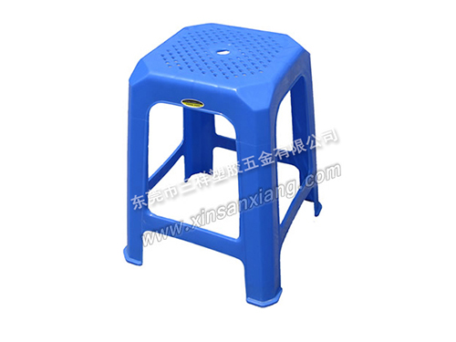 1號（hào）全塑方凳<br>凳麵(mm)：270×270<br>高度(mm)：438
